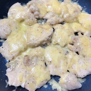 やわらか～い♪鶏ムネ肉のチーズ乗せ焼き